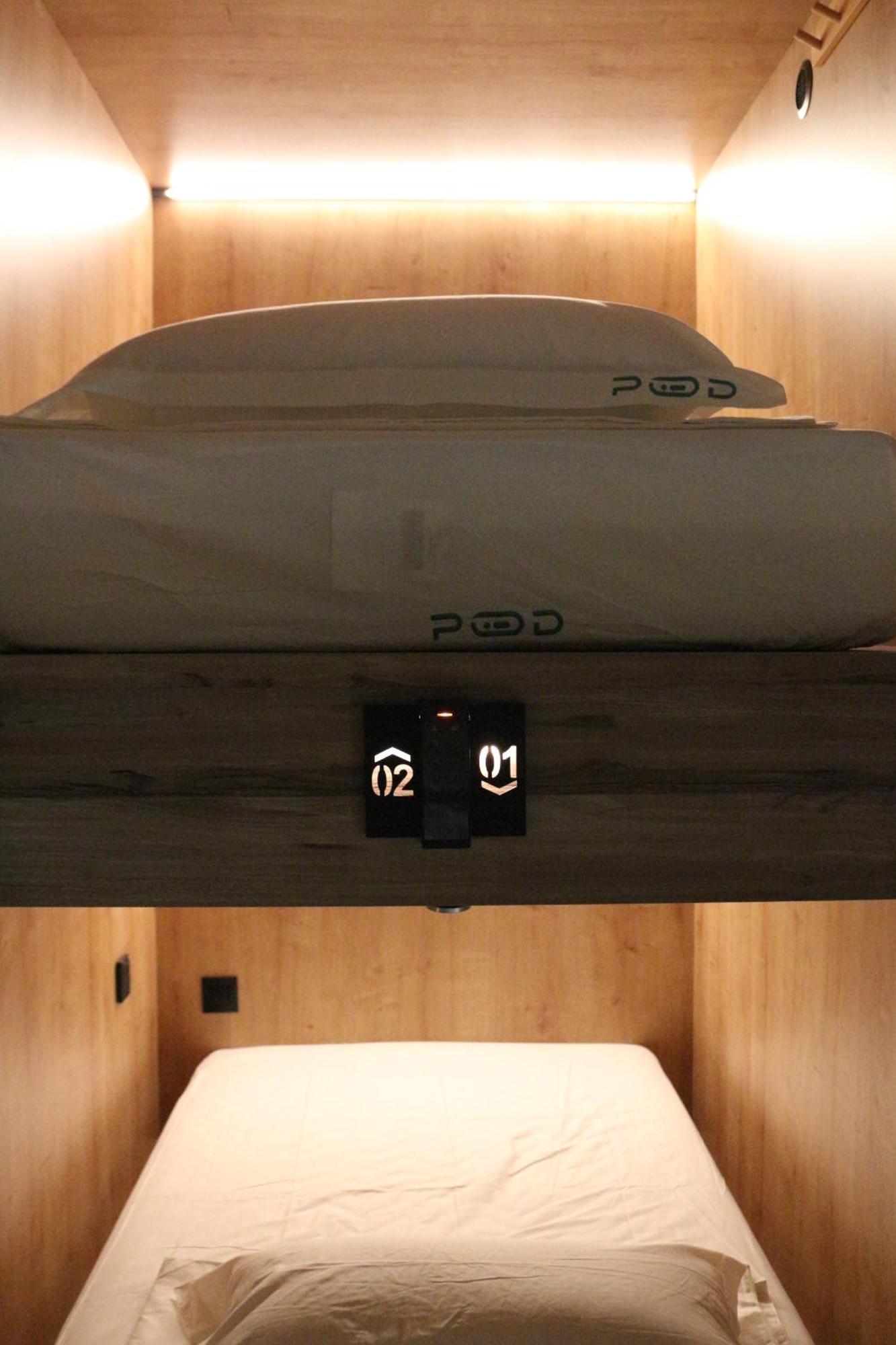The Pod Suite Hostel Village Βαλένθια Εξωτερικό φωτογραφία