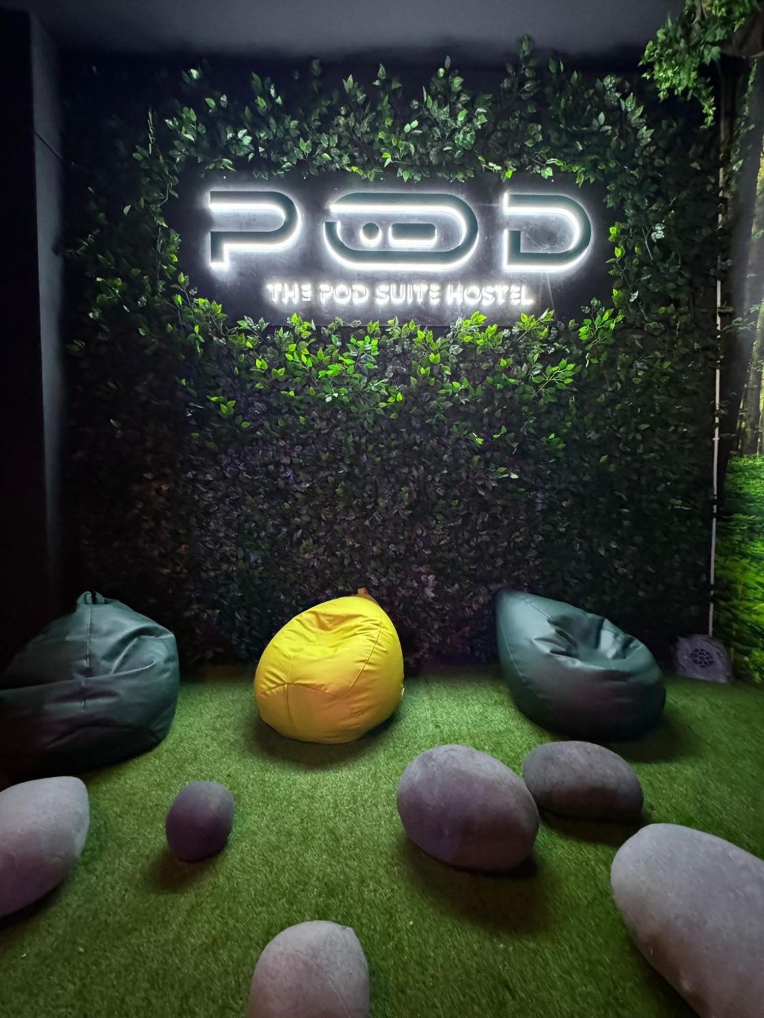 The Pod Suite Hostel Village Βαλένθια Εξωτερικό φωτογραφία