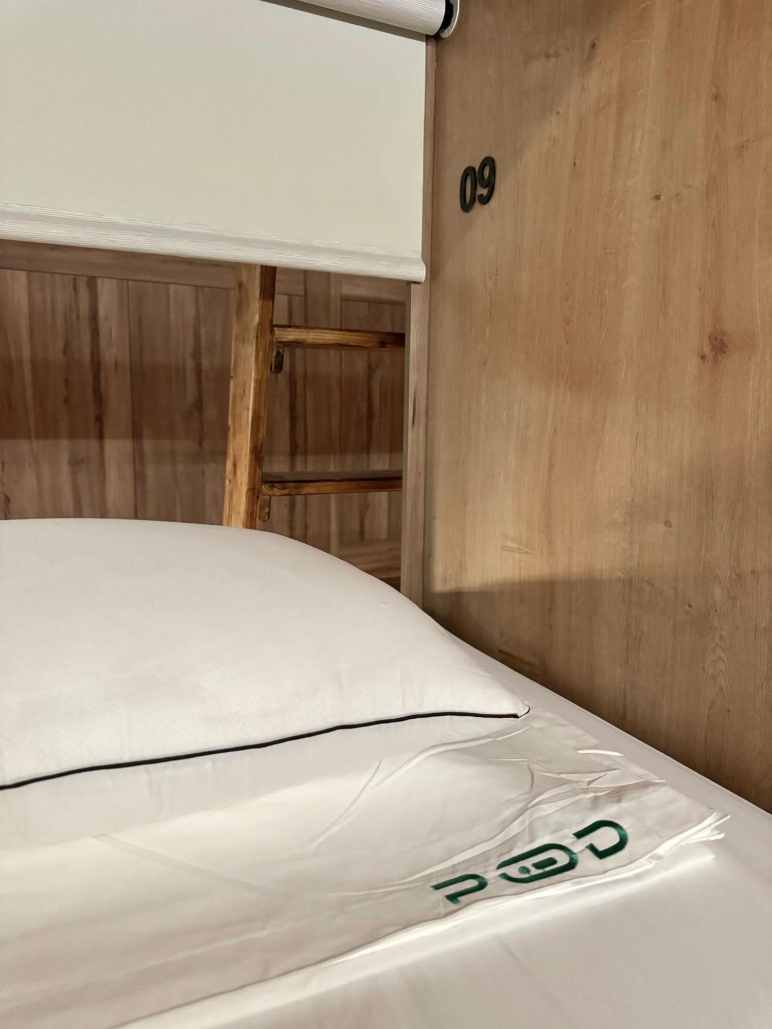 The Pod Suite Hostel Village Βαλένθια Εξωτερικό φωτογραφία